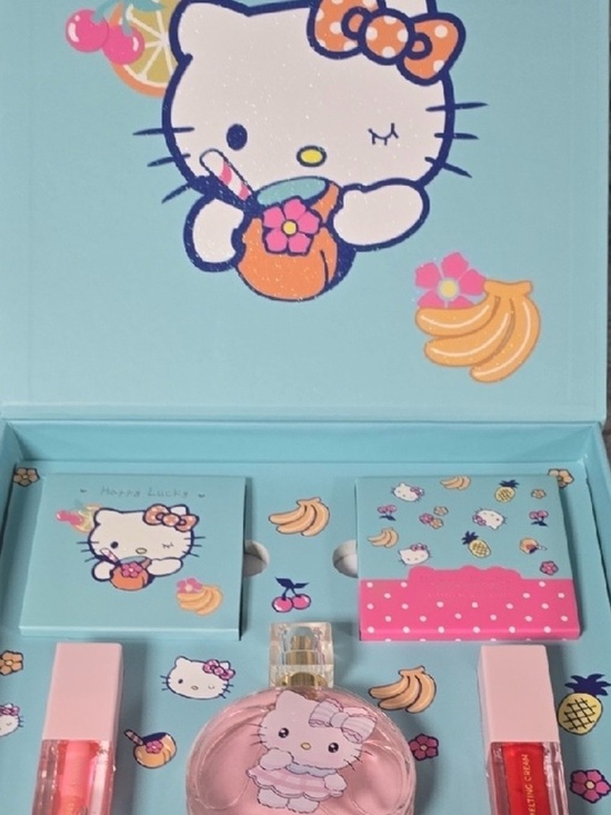 Hello Kitty Other - Hello Kitty Lip Gloss & Balm Set - Pink, Aqua, Coral